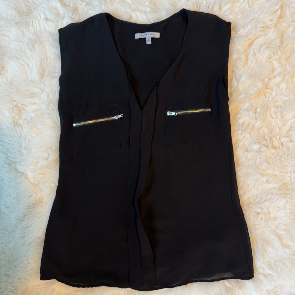 Naked Zebra Black Sleeveless Zip Pocket Blouse Top